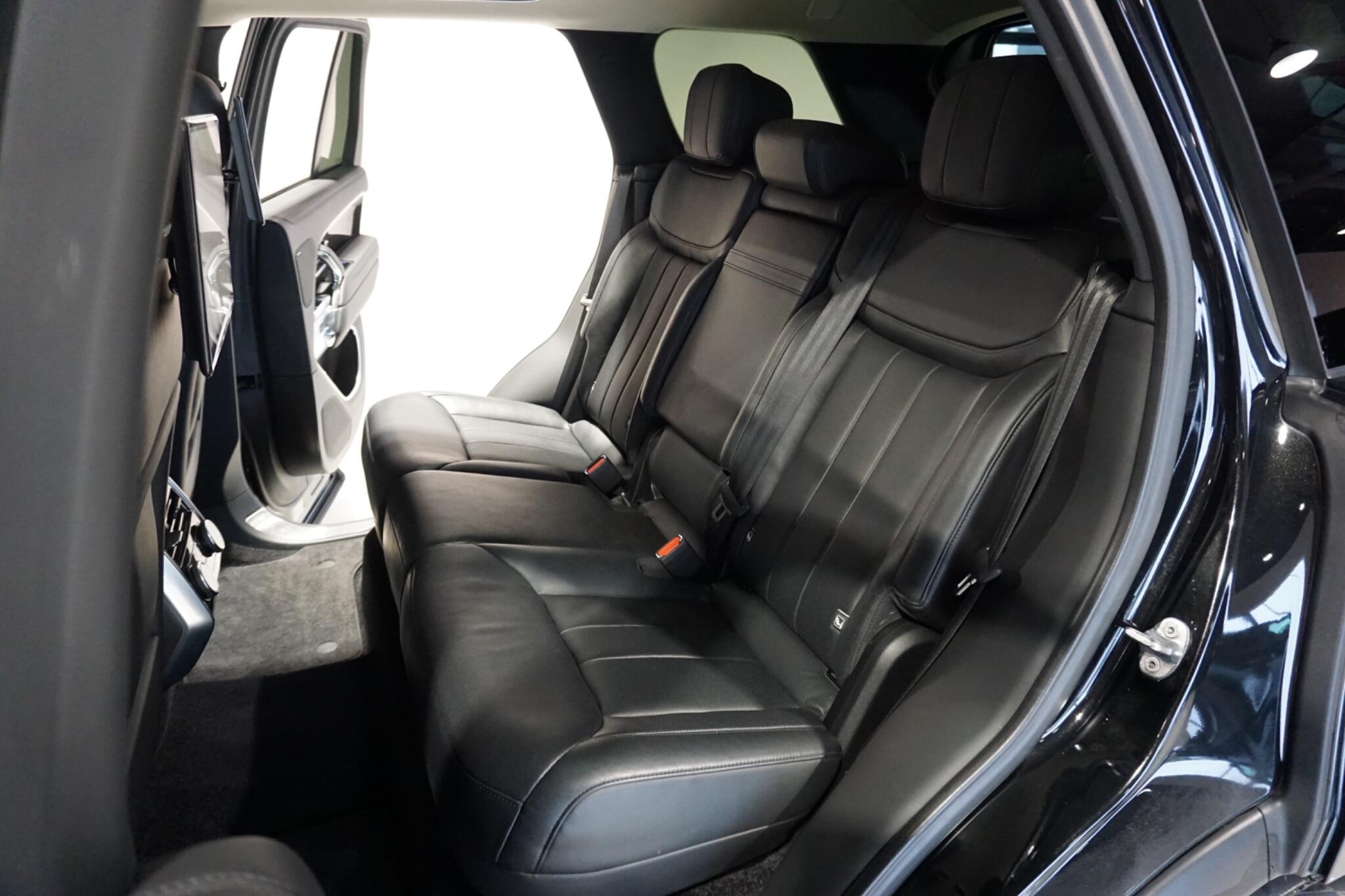 Land Rover Range Rover 3.0 P400 MHEV HSE SUV 5dr Petrol Auto 4WD Euro 6 (s/s) (400 ps)